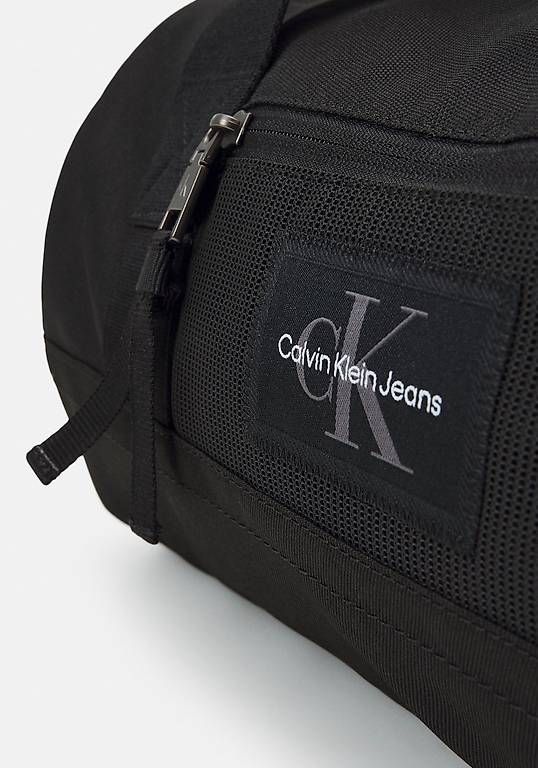 Sacs femmes: Calvin Klein Bag – D'occasion à Luzern par LilRaccoon 3