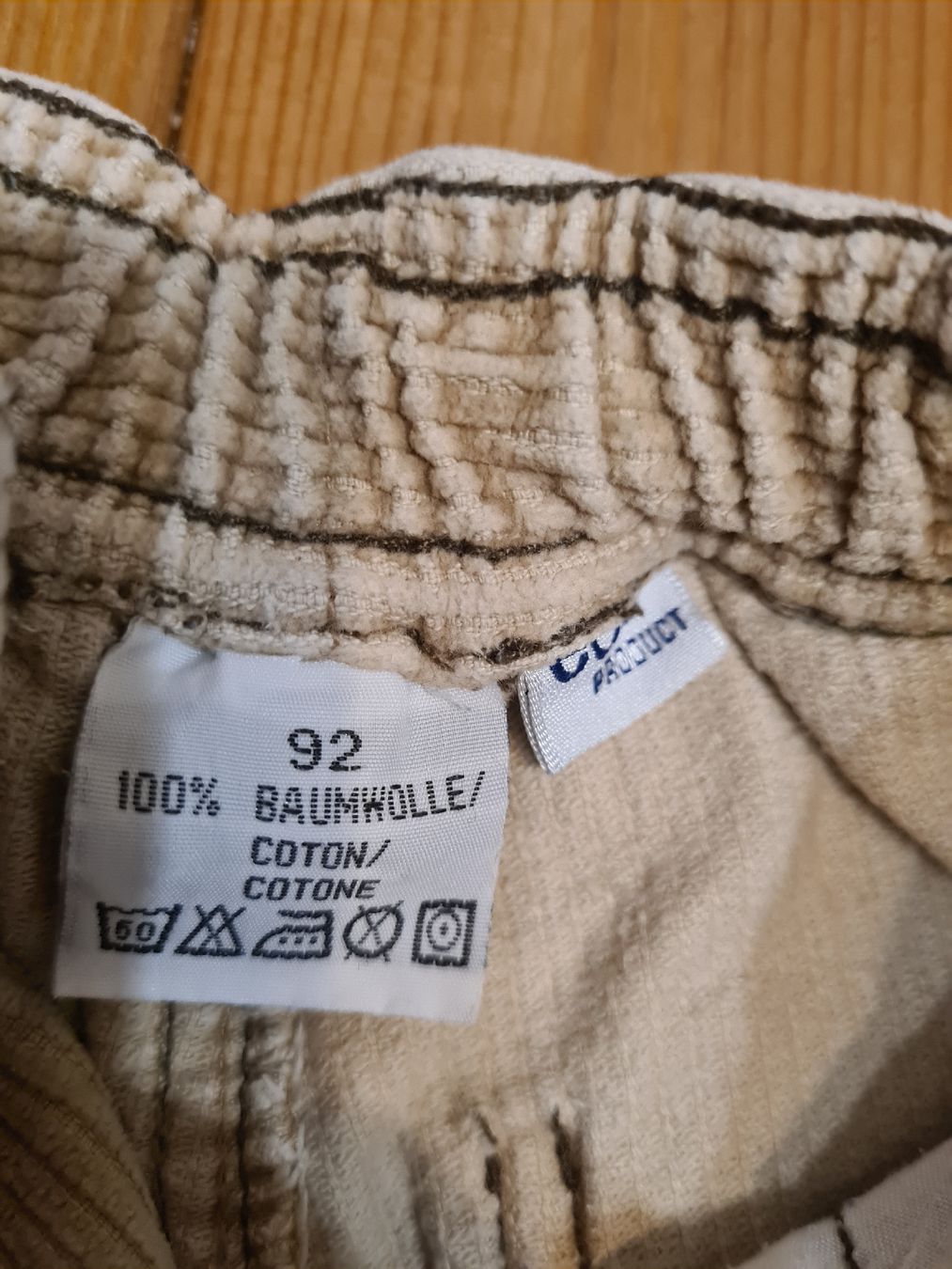 Pantaloni: Cordhosen beige Grösse 92 – Usato da Horw venduto da Mirii91 3