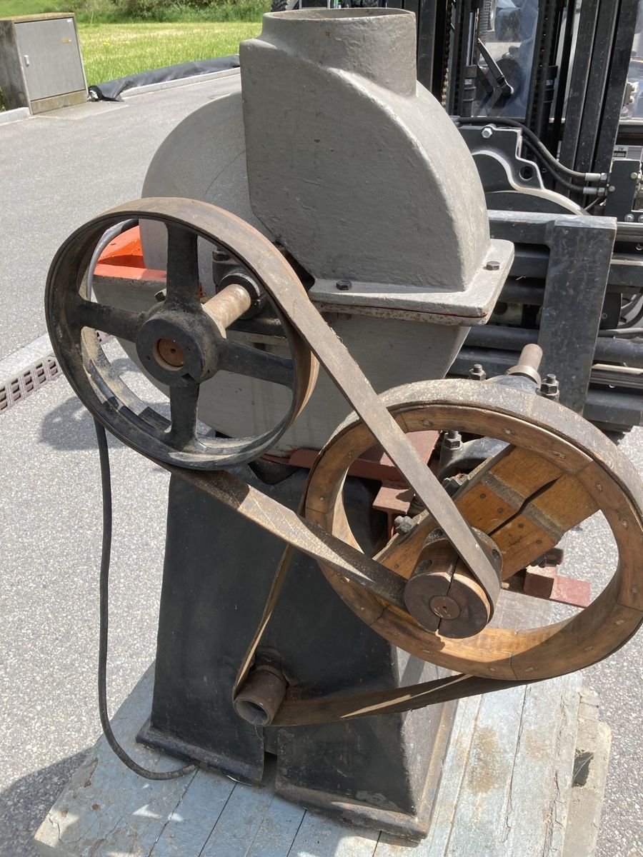 Smerigliatrici & Lucidatrici: Alte Schleifmaschine – Usato da Uerkheim venduto da Dealer-4813 2
