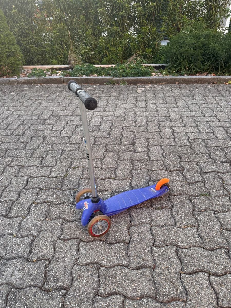Micro Kickboard: Micro Mini Classic (3-Rad-Kinderscooter) – Usato da Stetten AG venduto da gelb332 1