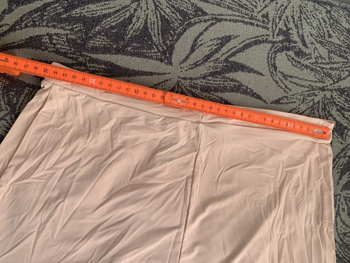 Altra biancheria intima: Sous-Jupe couleur chaire Monoprix taille M l – Nuovo (secondo la descrizione) da Lausanne venduto da Xiaoxi 2
