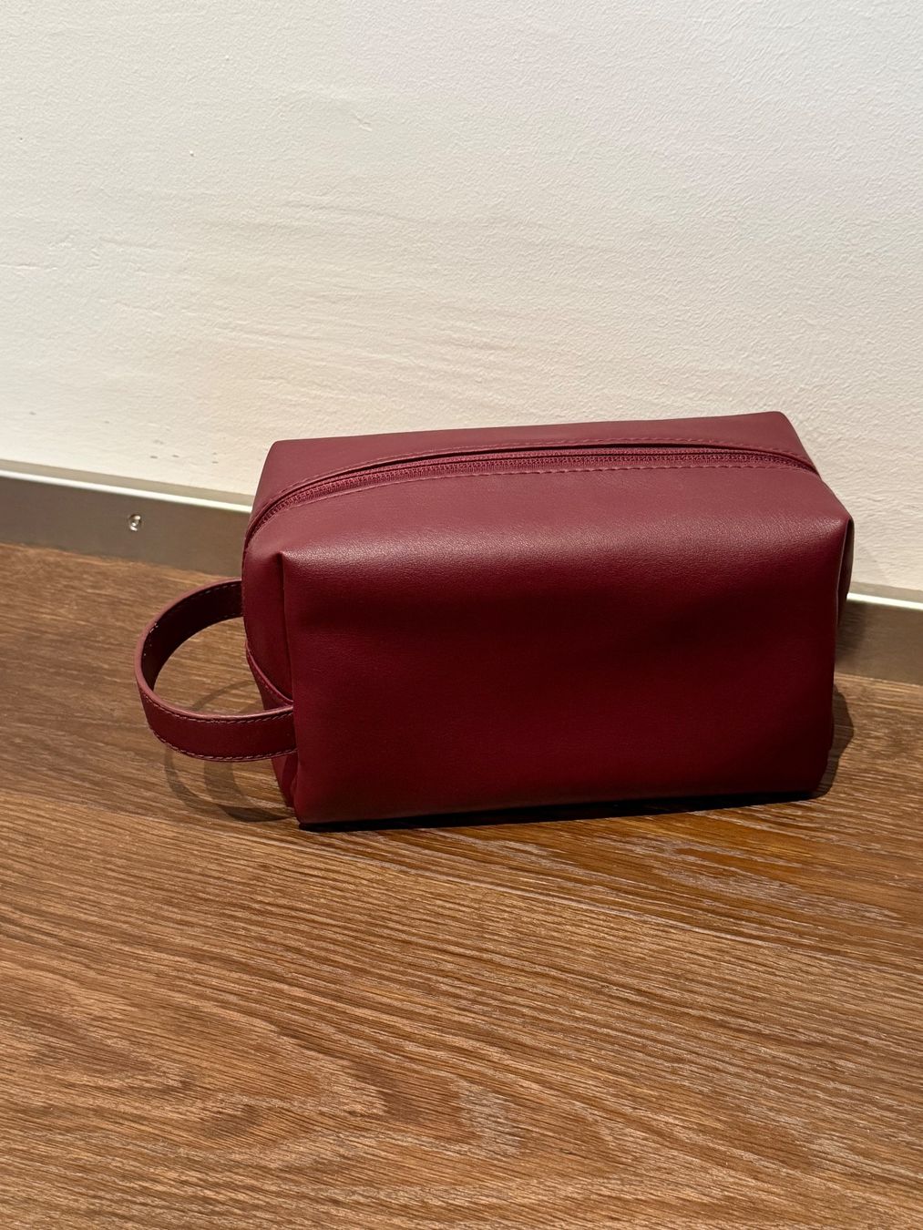 Custodie per cosmetici: Zimmerli x SWISS First Class Amenity Kit – Nuovo (secondo la descrizione) da Münchenbuchsee venduto da arouse.swiss 1