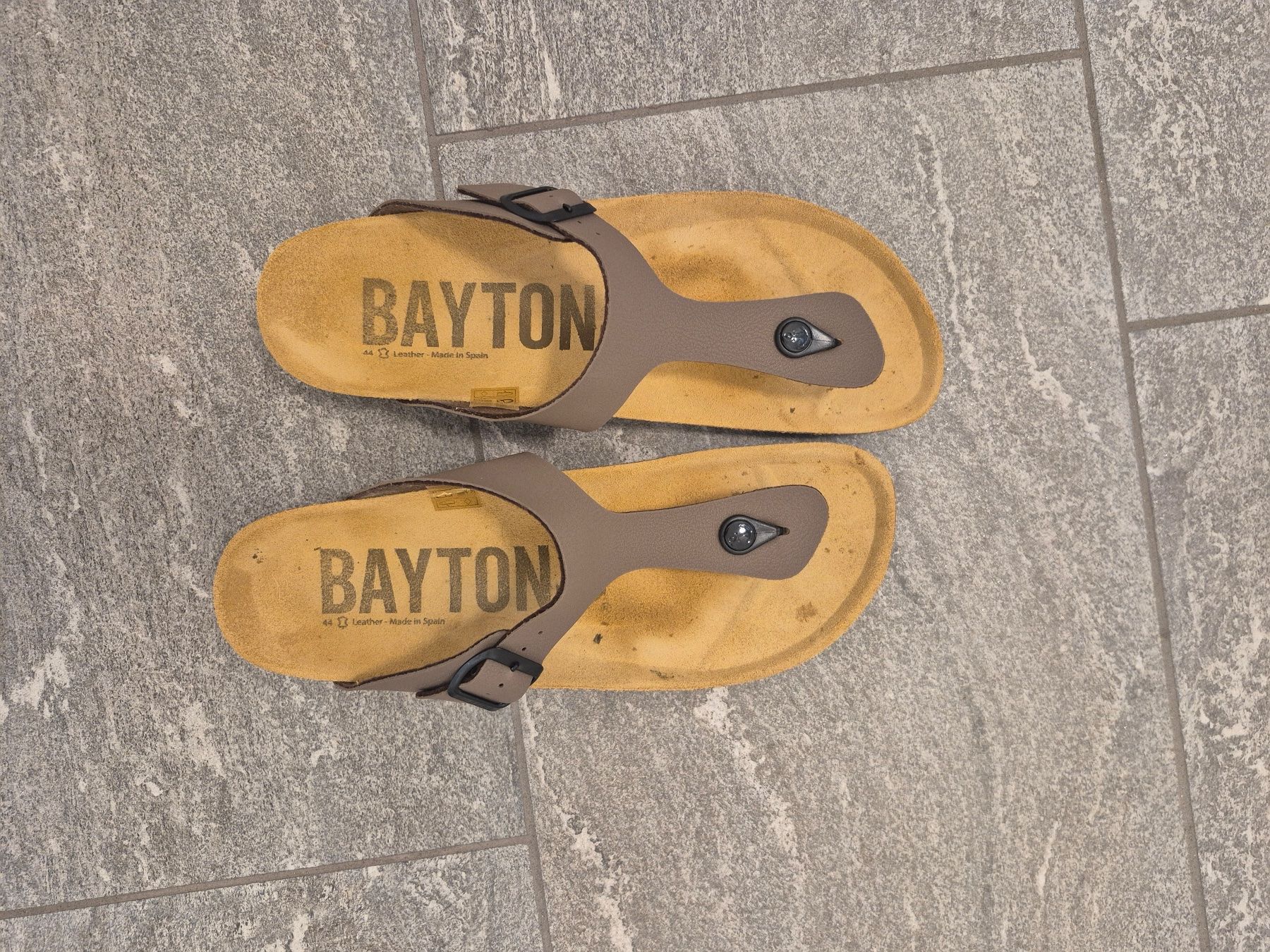 Scarpe da uomo: Bayton Sandalen braun, Größe 44 – Usato da Lumino venduto da columbs