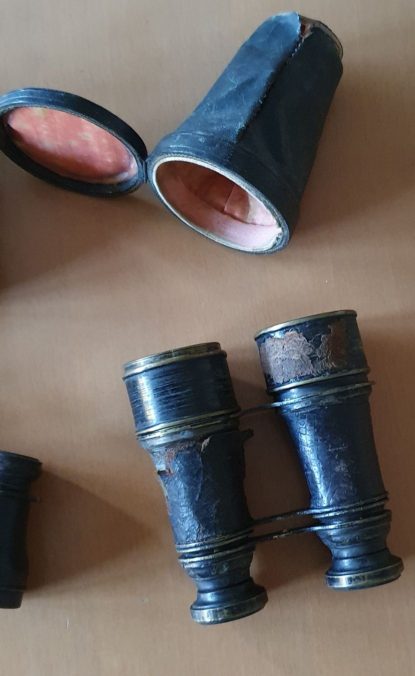 Binocoli: 4 antike Ferngläser – Usato da Kreuzlingen venduto da Rschweiz1 2
