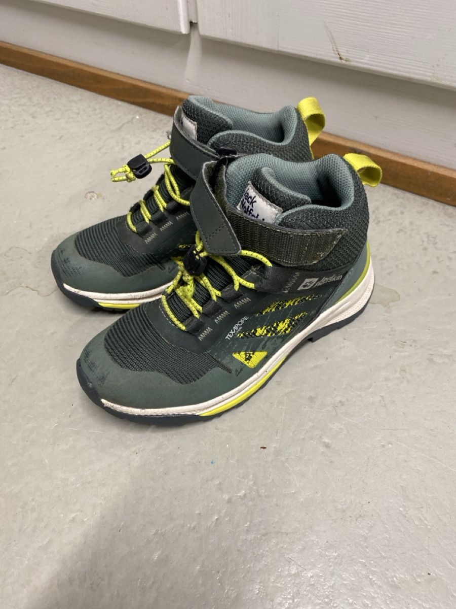 Jack Wolfskin Scarpe per ragazzi: Wanderschuh Jack Wolfskin gr. 32 – Usato da Winterthur venduto da menura