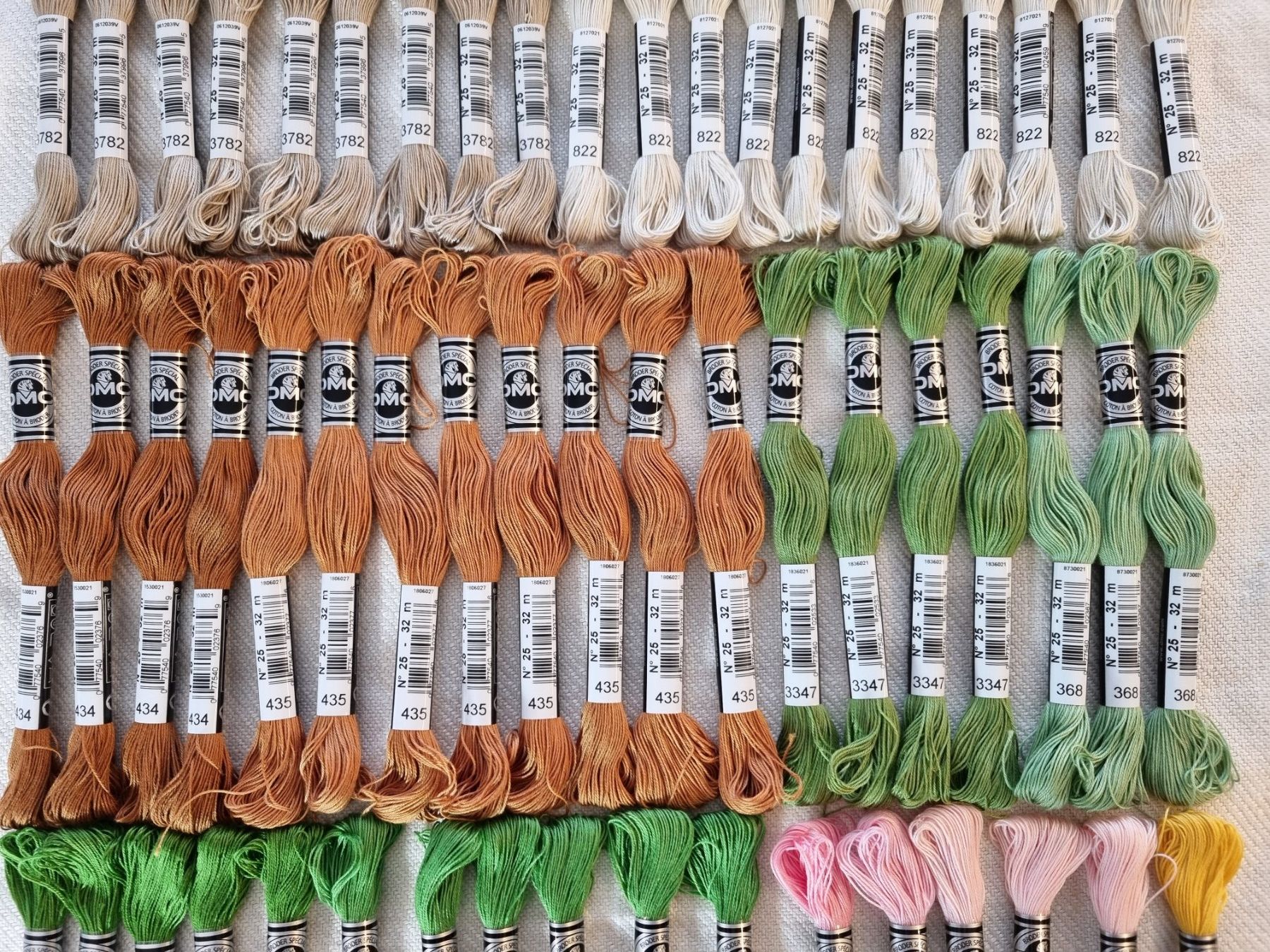Cordicelle & Fili: 56x DMC Stickgarn Knäuel Baumwolle Nr. 25 – Nuovo e nell'imballaggio originale da Mels venduto da DACRI 6