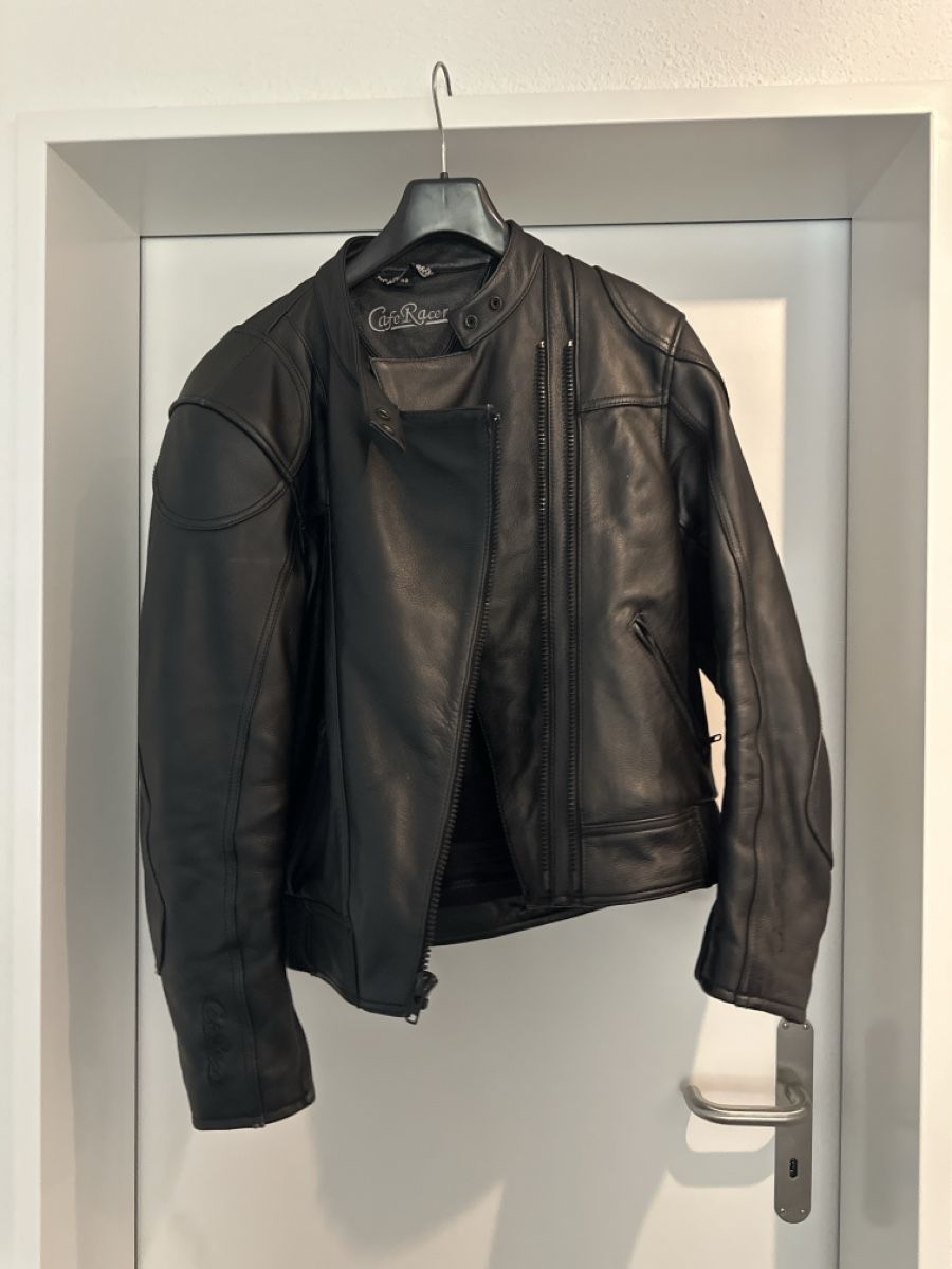 Giacche: Motorradjacke Echtes Rindleder Herren Grösse 52 – Usato da Nänikon venduto da Jaassiipoollii 1