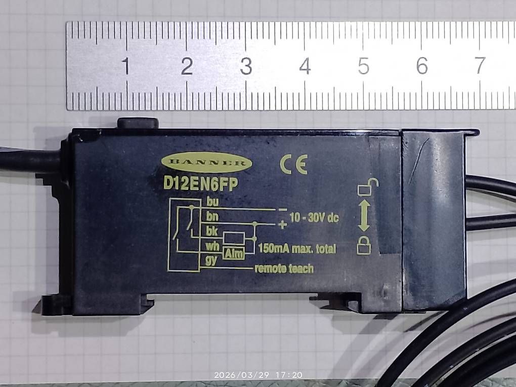 Composants électroniques: Lichtschranke spez. programmierbar + Lichtleiter mit Sensor – Neuf (Voir description) à Aathal-Seegräben par Pfenni 2