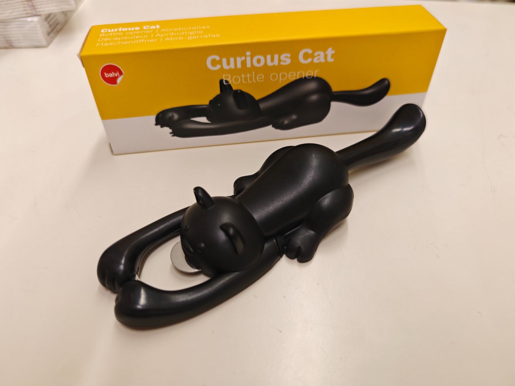 Flaschenöffner & -verschlüsse: Flaschenöffner Curious Cat Katze Schwarz, tolle Geschenkidee – Neu und originalverpackt aus Schaffhausen von AtelierPudesco 7