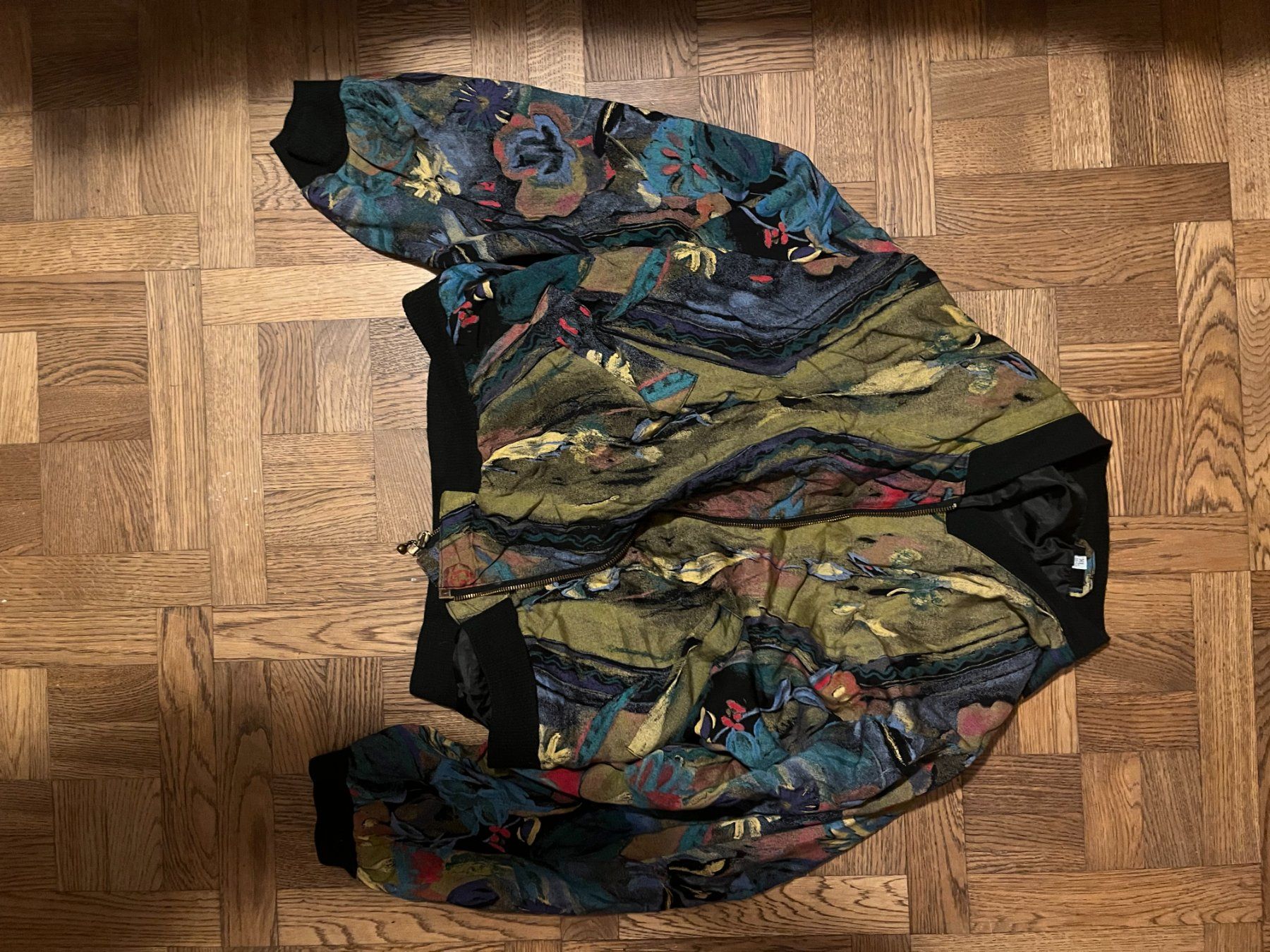 Vestes: Jacke – D'occasion à solothurn par Floefi