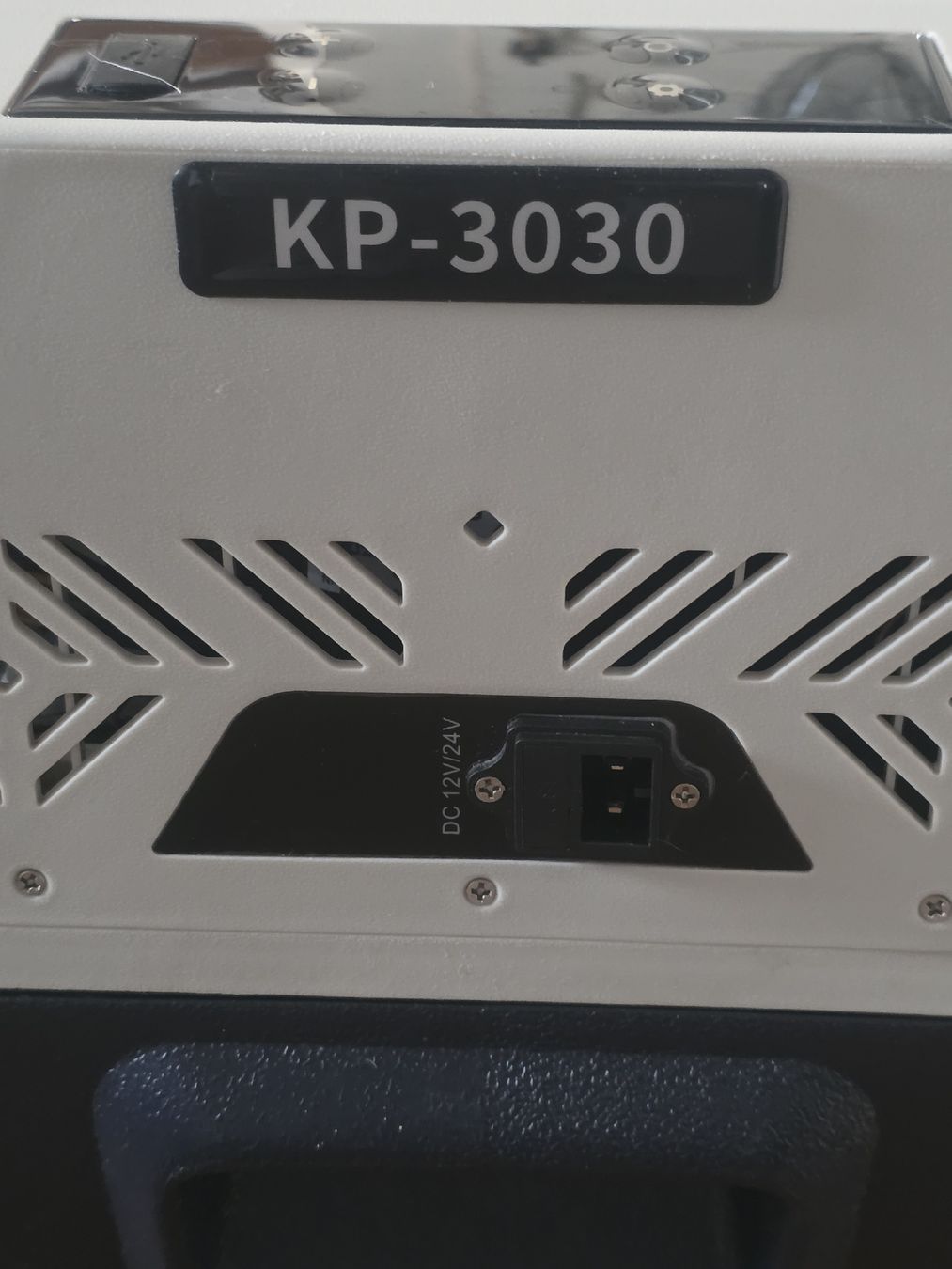Réfrigérateurs et refroidissement: Kompressor Kühlbox 30 Lt. KESSER – D'occasion à Metzerlen par briwoo 4