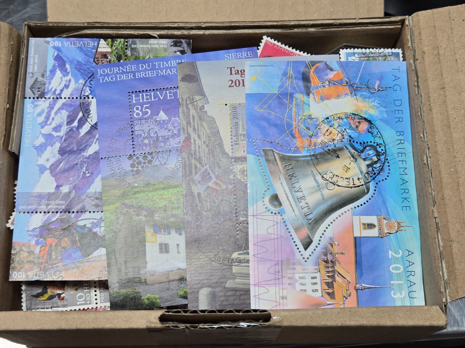 Alle Briefmarken: 250g abgelöste Schweizer Briefmarken ab 1.-- – Gebraucht aus Bonstetten von Vrk220556 4