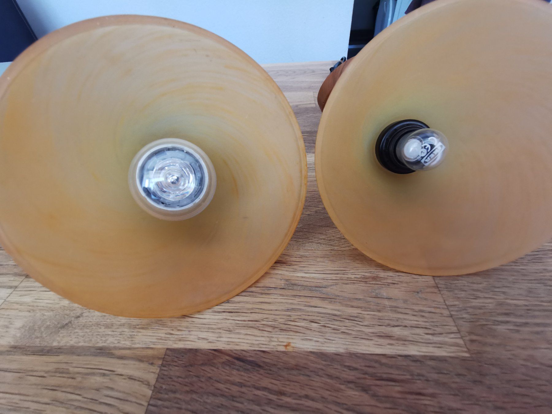 Lampade: Historische Wandlampen ca. 50 oder 60er Jahre – Usato da St.Gallen venduto da 55232 7