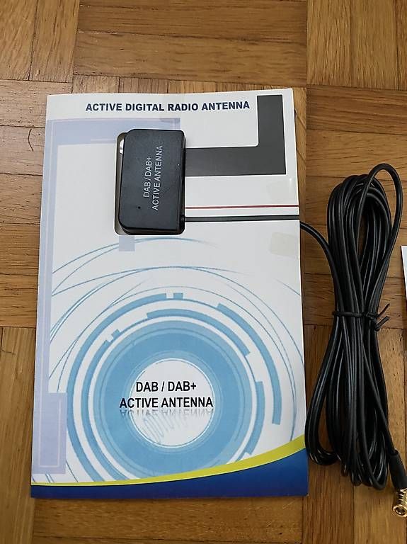 Technique de radiocom: Autoantenne DAB+ / FM Antenne – D'occasion à Volketswil par Ahot 3