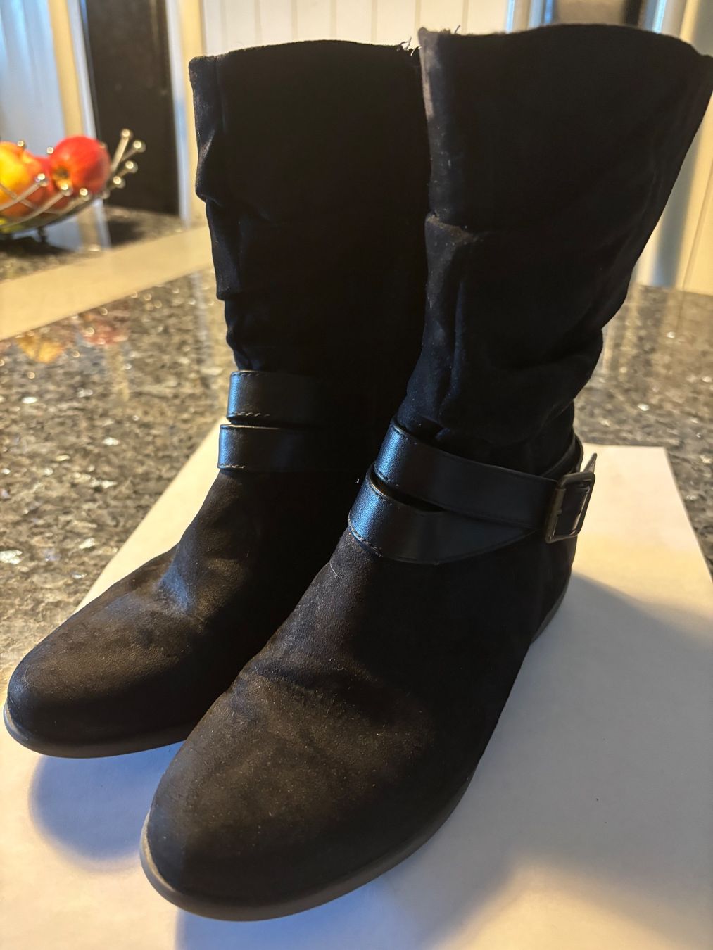 Dosenbach Chaussures filles: Mädchen Stiefel Schwarz – D'occasion à Sulz AG par ZIRON-ART 1