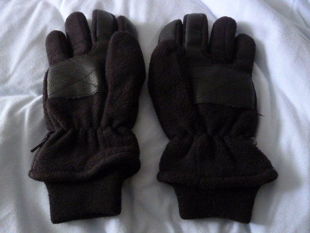 Altri accessori da uomo: Handschuhe, Gr. 9/L schwarz – Usato da Nunningen venduto da Fashion-Ave51 2