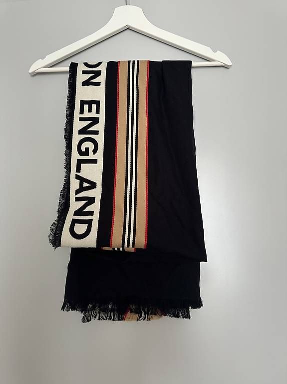 Foulards & écharpes: Burberry Schal – D'occasion à Dierikon par san_9tc9 1