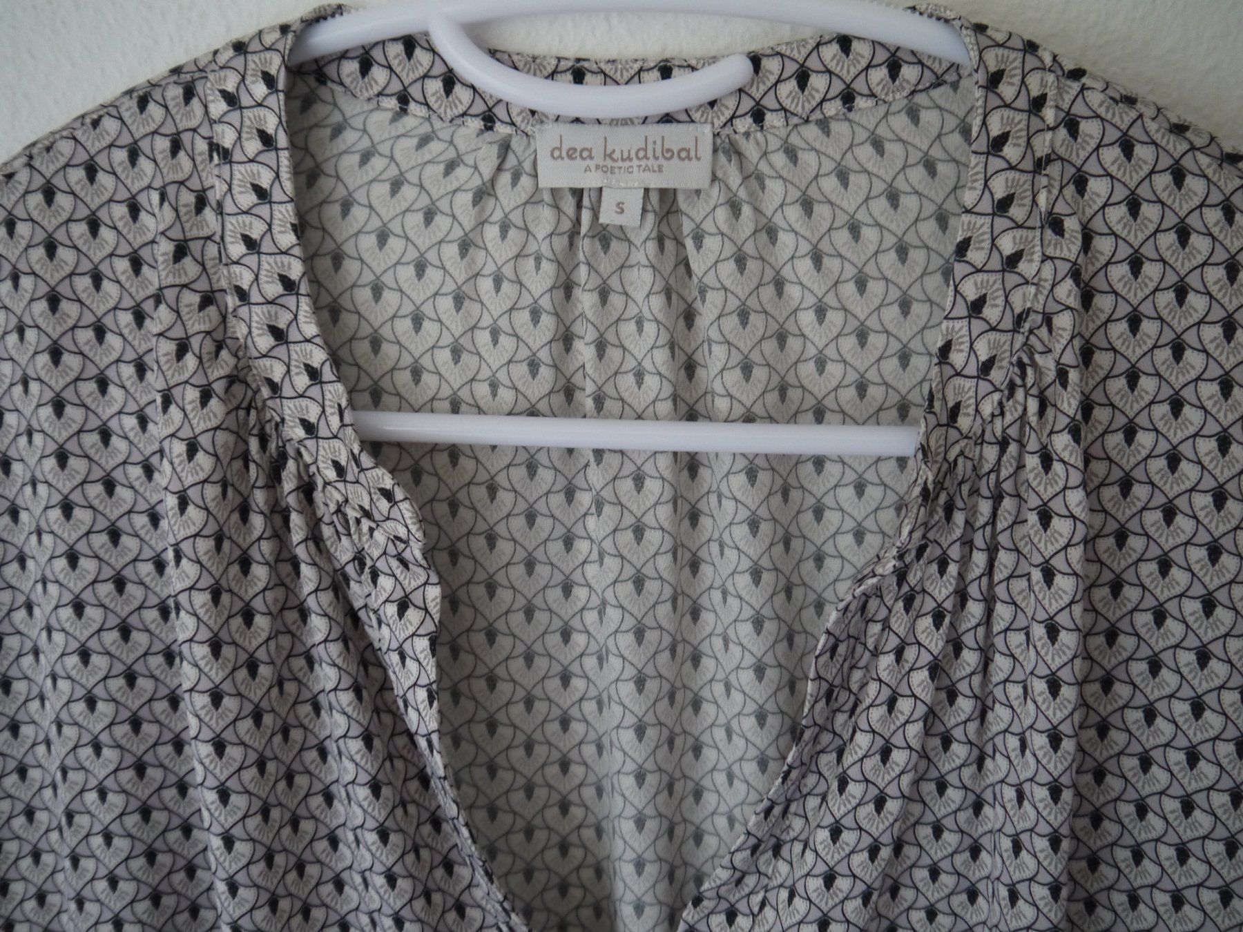 Hemisphere Blusen: HEMISPHERE Bluse aus 100%Seide Gr.S-M – Gebraucht aus Hagendorn von Blaf 1