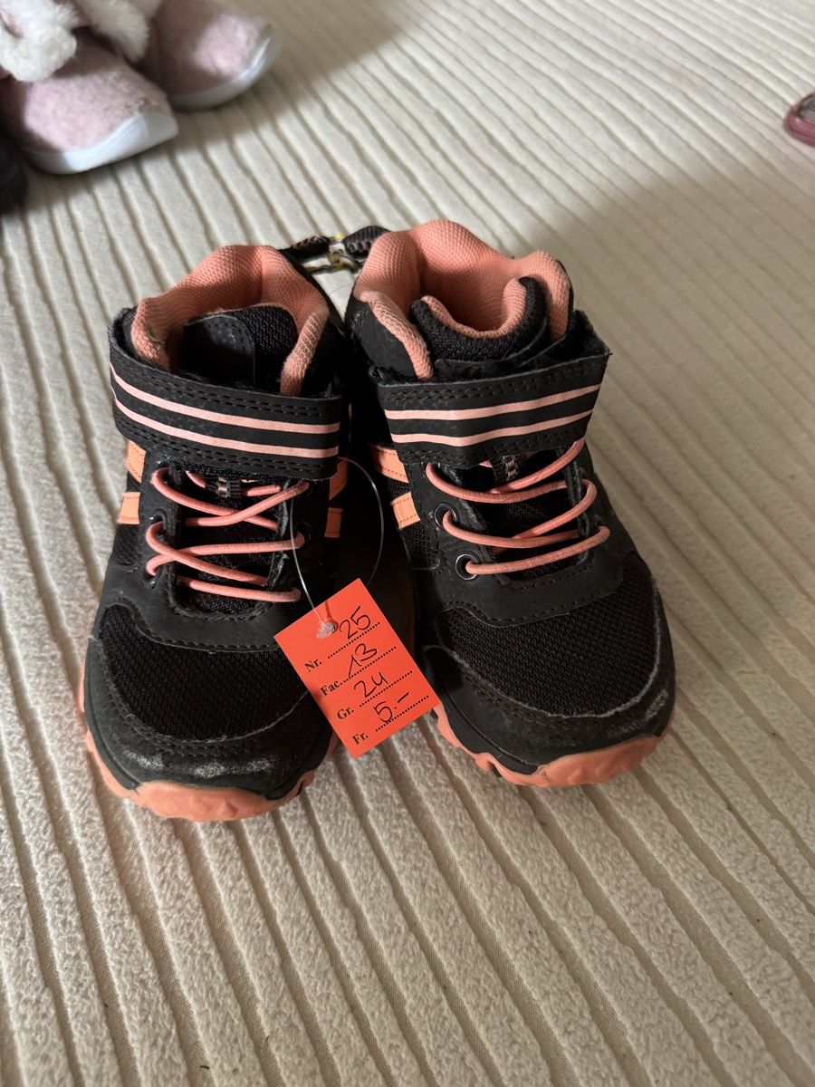 Schuhe für Jungen: Wanderschuhe 24 – Gebraucht aus niederhasli von gwe_8l5q