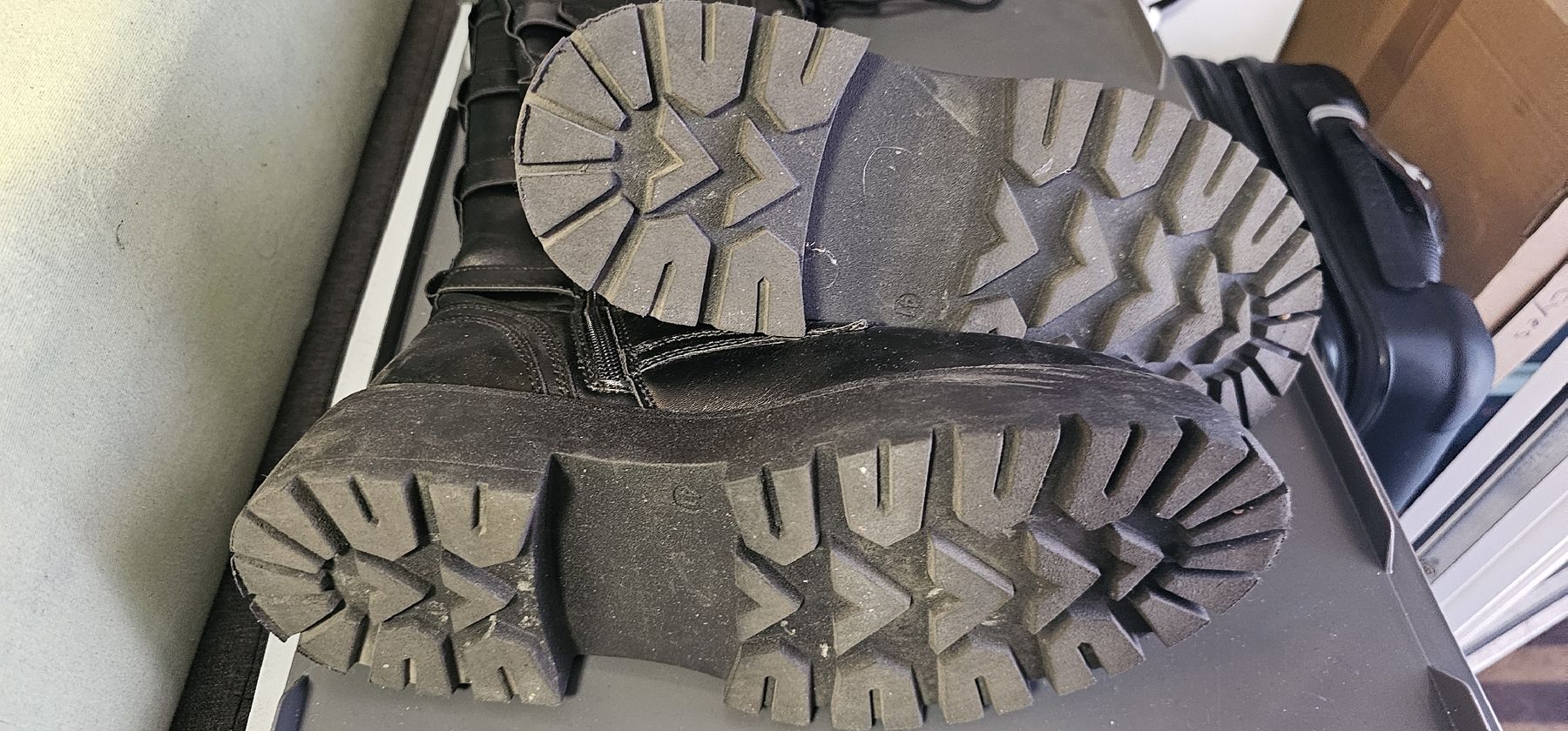 Scarpe da donna: Catwalk Gothic / Punk Stiefel Gr.41 – Usato da Zürich venduto da Daniela51 2