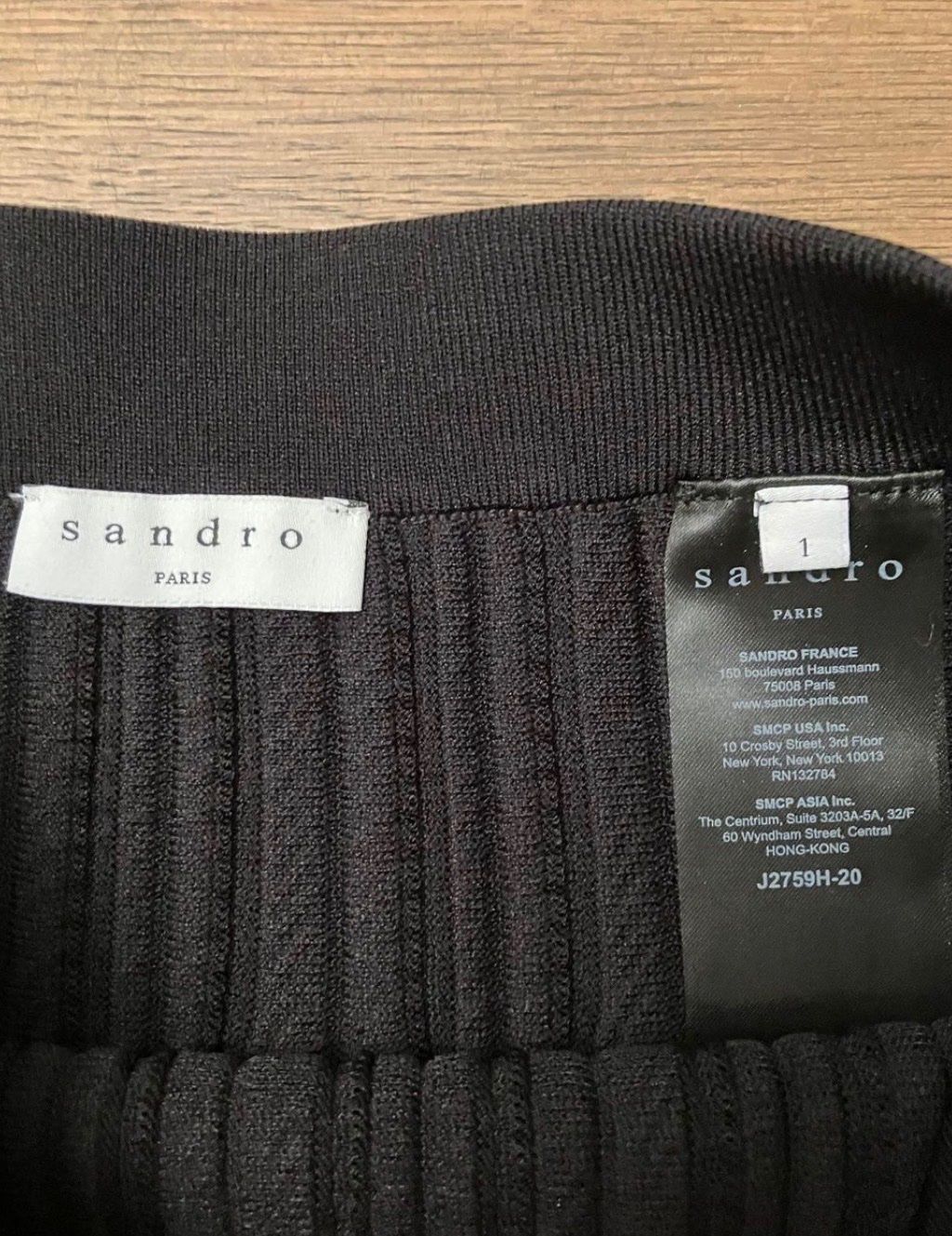 Sandro Gonne: Sandro - jupe 3/4 noire – Usato da Oberhasli venduto da ani_97f7 1