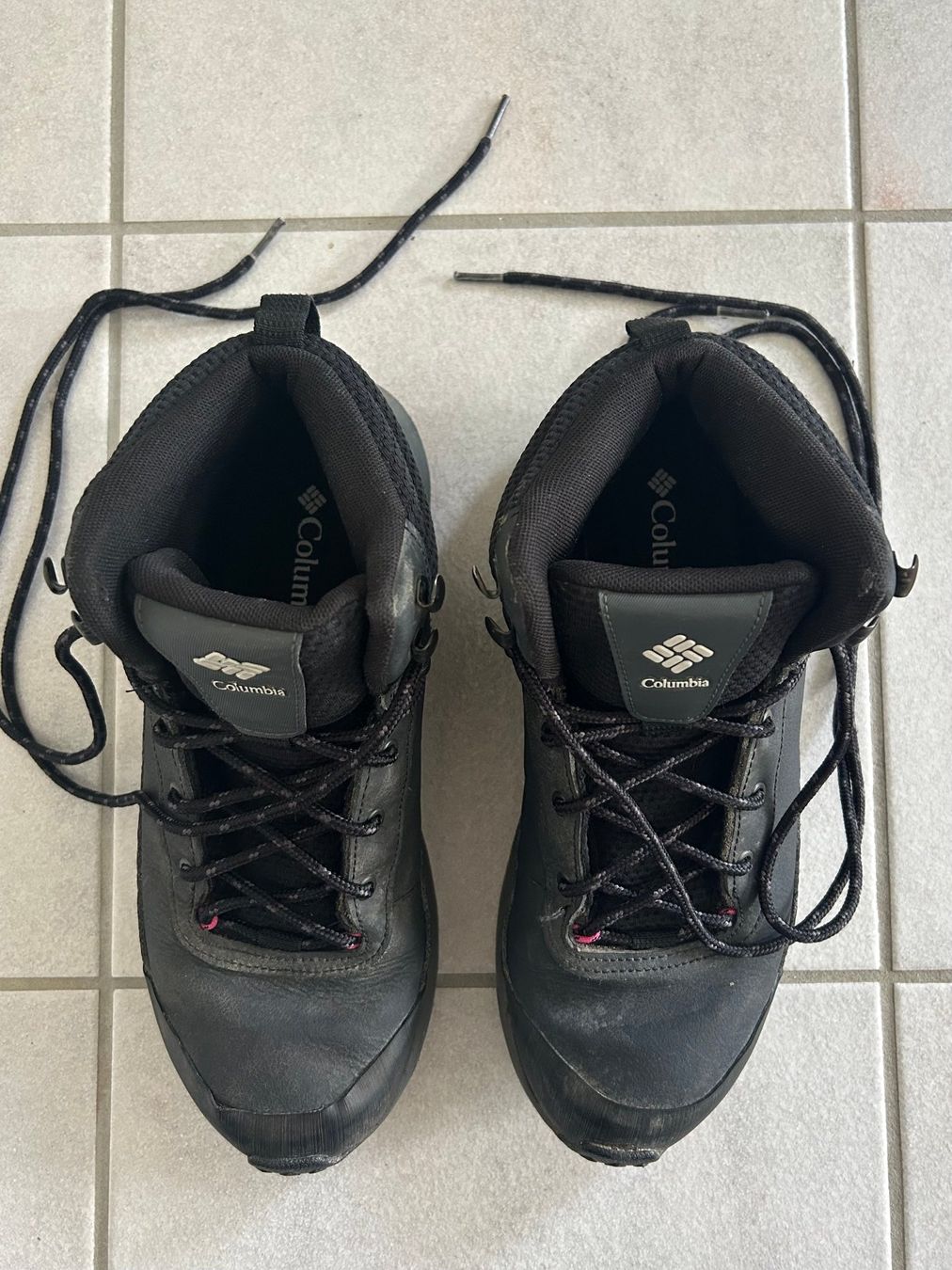 Columbia Scarpe da donna: Columbia / Wanderschuhe (Gr.41) – Usato da Dietlikon venduto da Mankai 4