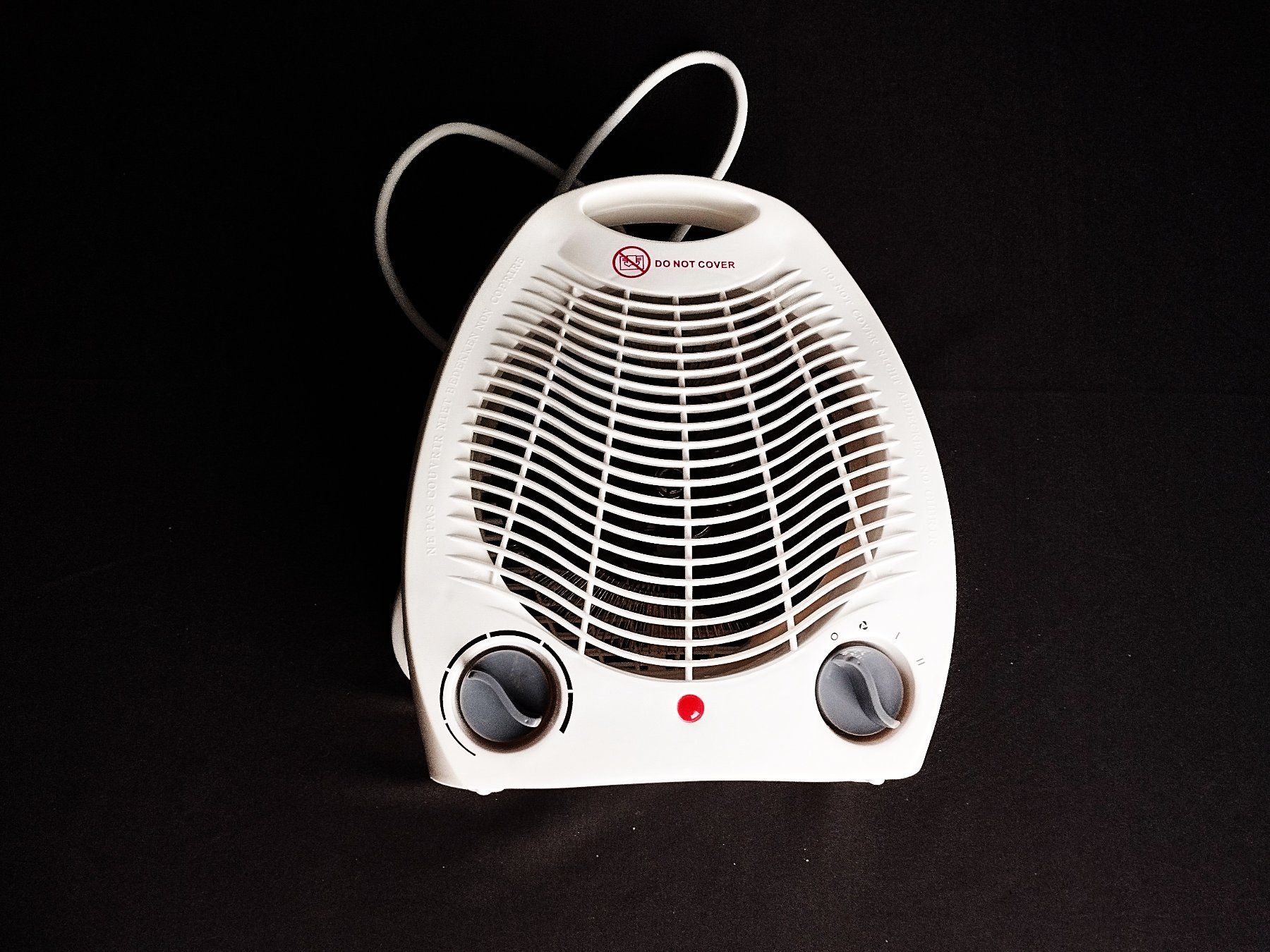 Radiatori: Heizlüfter 2000W – Usato da Schübelbach venduto da Restwert_Schubelbach 6