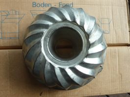 GUGELHOPFFORM METALL 24X11CM.