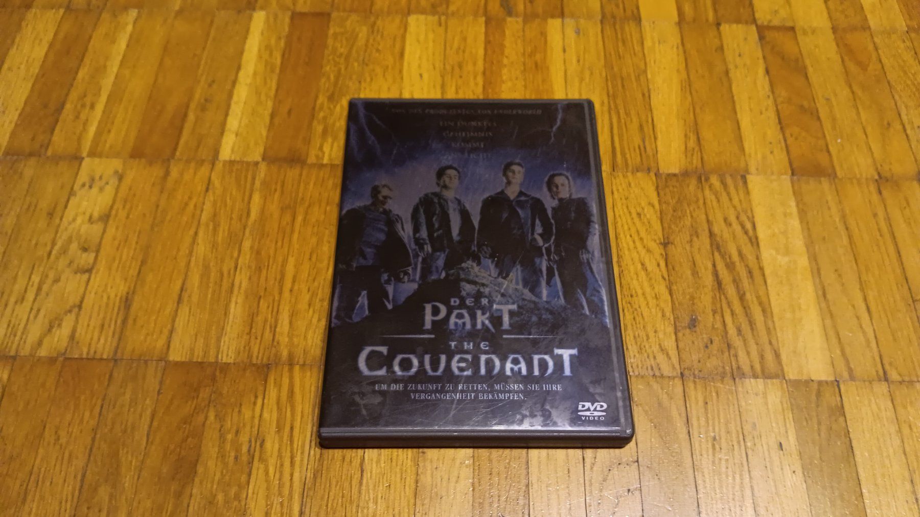 Tutti i DVDs: Der Pakt - The Covenant DVD – Usato da Dietikon venduto da Rabia