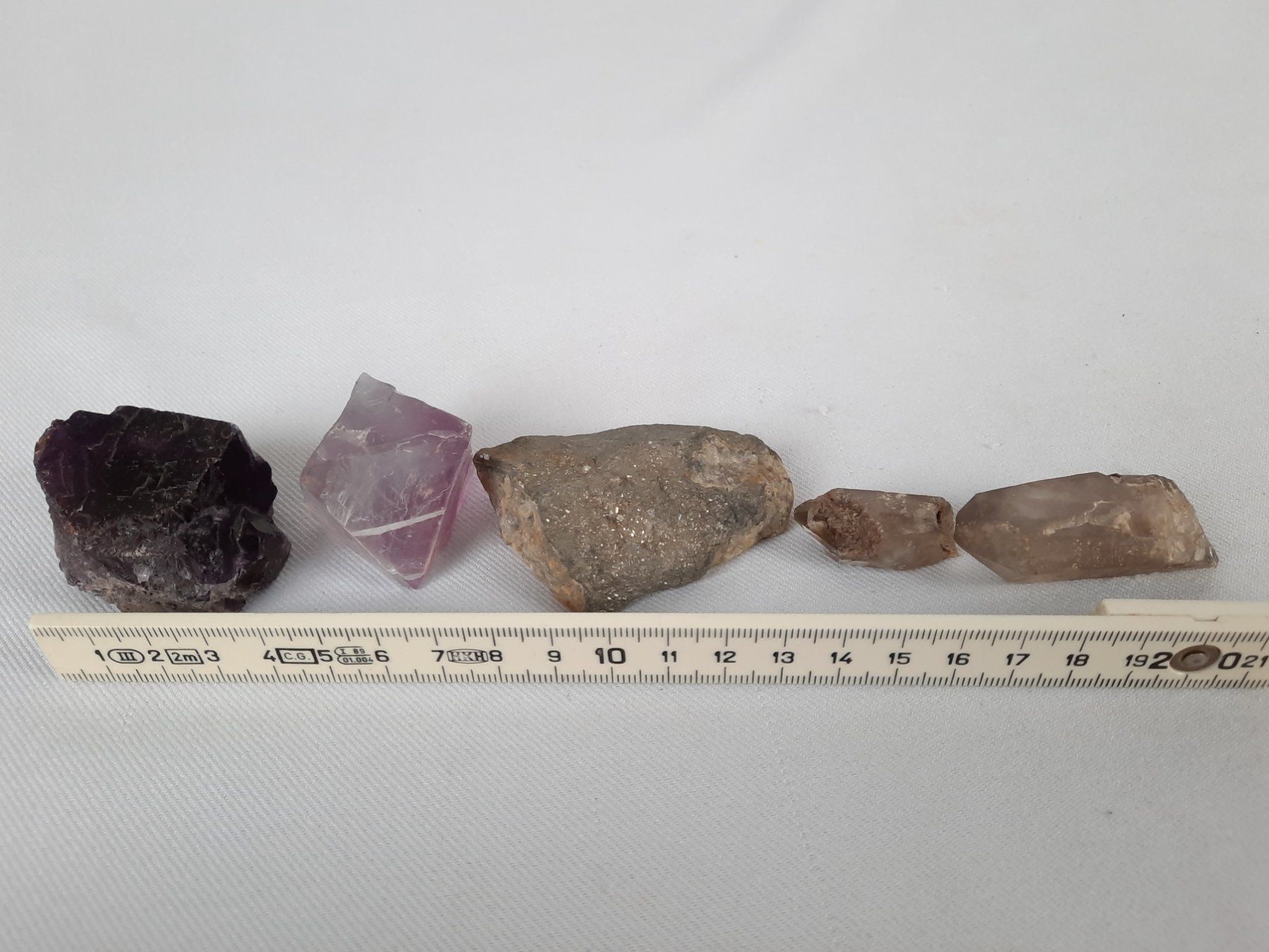 Minerali & Pietre curative: Diverse Mineralienbruchstücke – Usato da Beinwil am See venduto da Restwert_Beinwil 9
