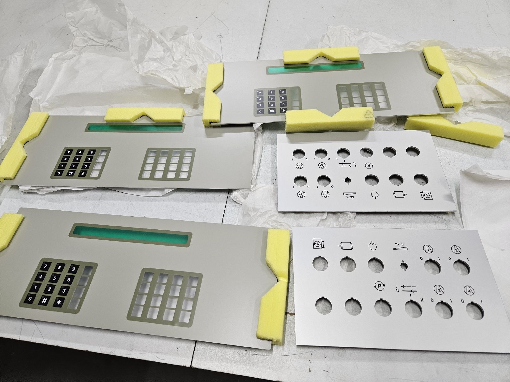 Alle Werkzeuge: elektromaterial  – Neu (gemäss Beschreibung) aus Regensdorf von Zem003