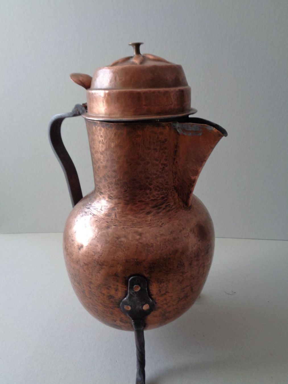 Teiere: Antiker Kaffee-Kupferkrug – Usato da Chur venduto da omonia 3