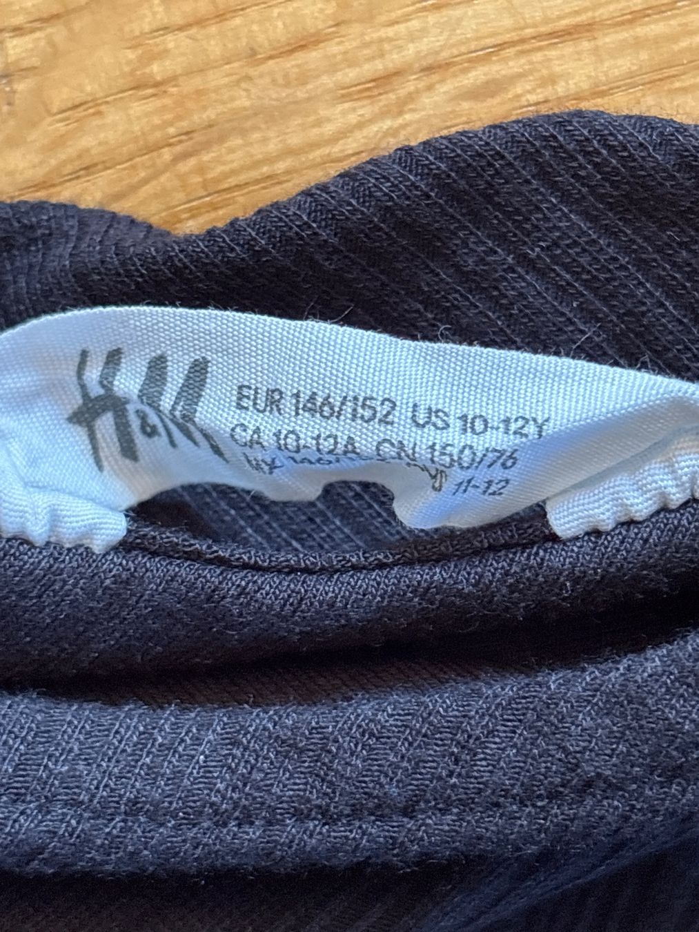 H&M Tute: Jumpsuit Sommer Gr. 146/152 – Usato da Genève venduto da Livsonman 2