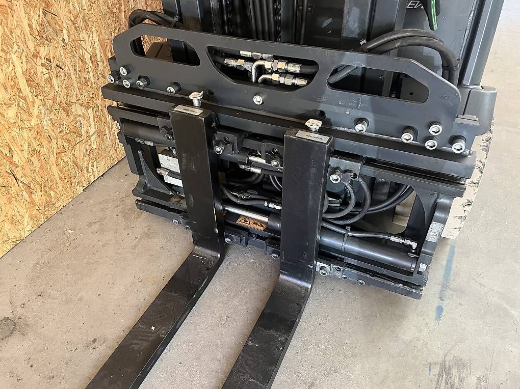 Linde Carrelli elevatori e a forche: Linde Stapler, Gabelstapler, Elektro – Usato da Frutigen venduto da glory03 2