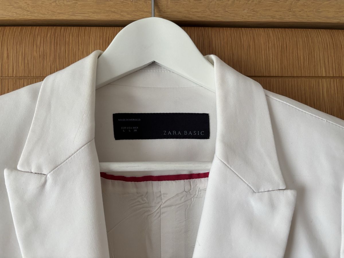 Zara Giacche: Blazer Zara Basic weiss Grösse M – Usato da Uesslingen venduto da man_rc5l 1