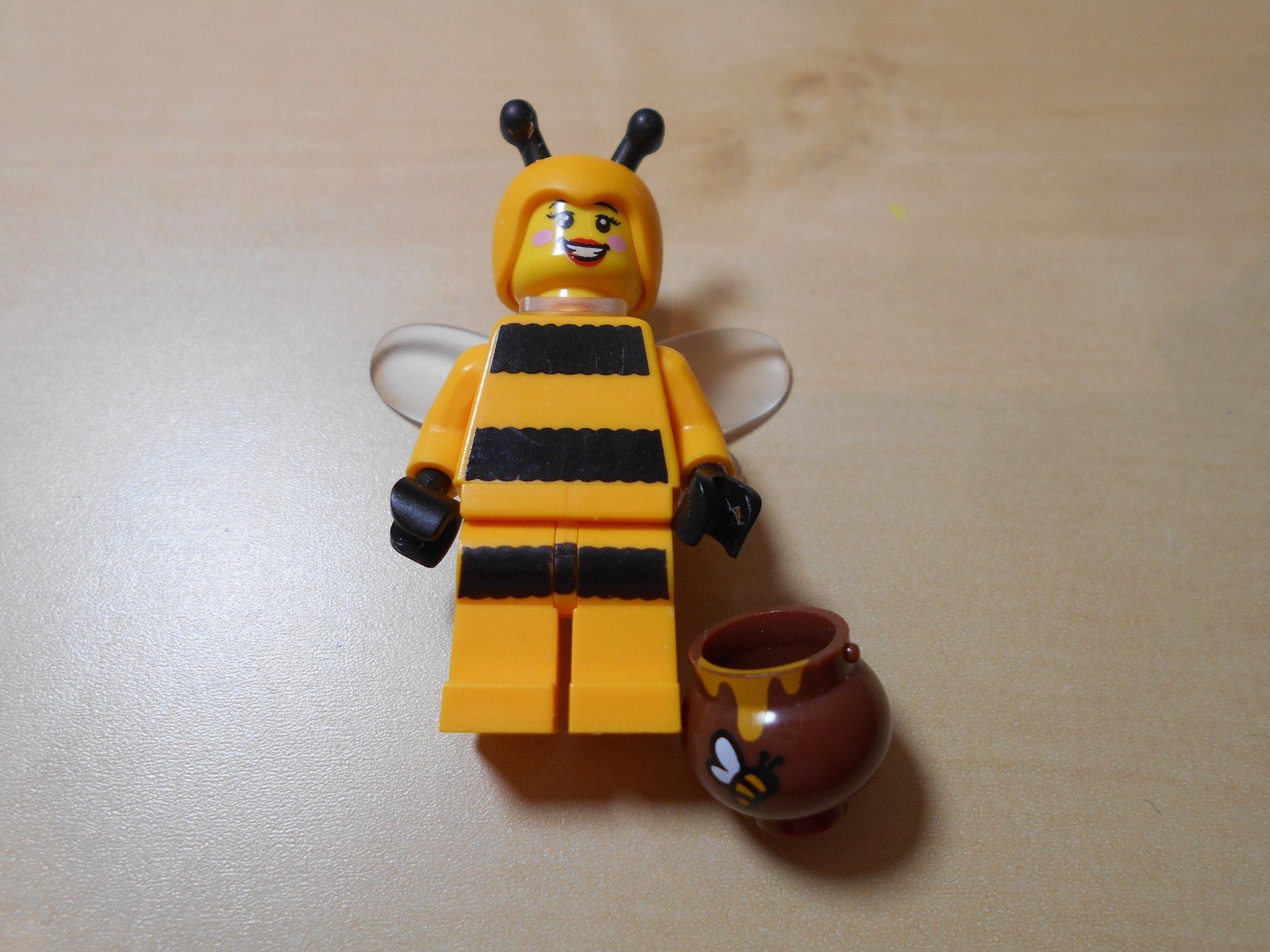 Lego Giocattoli: Lego Bumblebee Mädchen Figur  ( 924 ) – Usato da Niederuzwil venduto da hexli_66