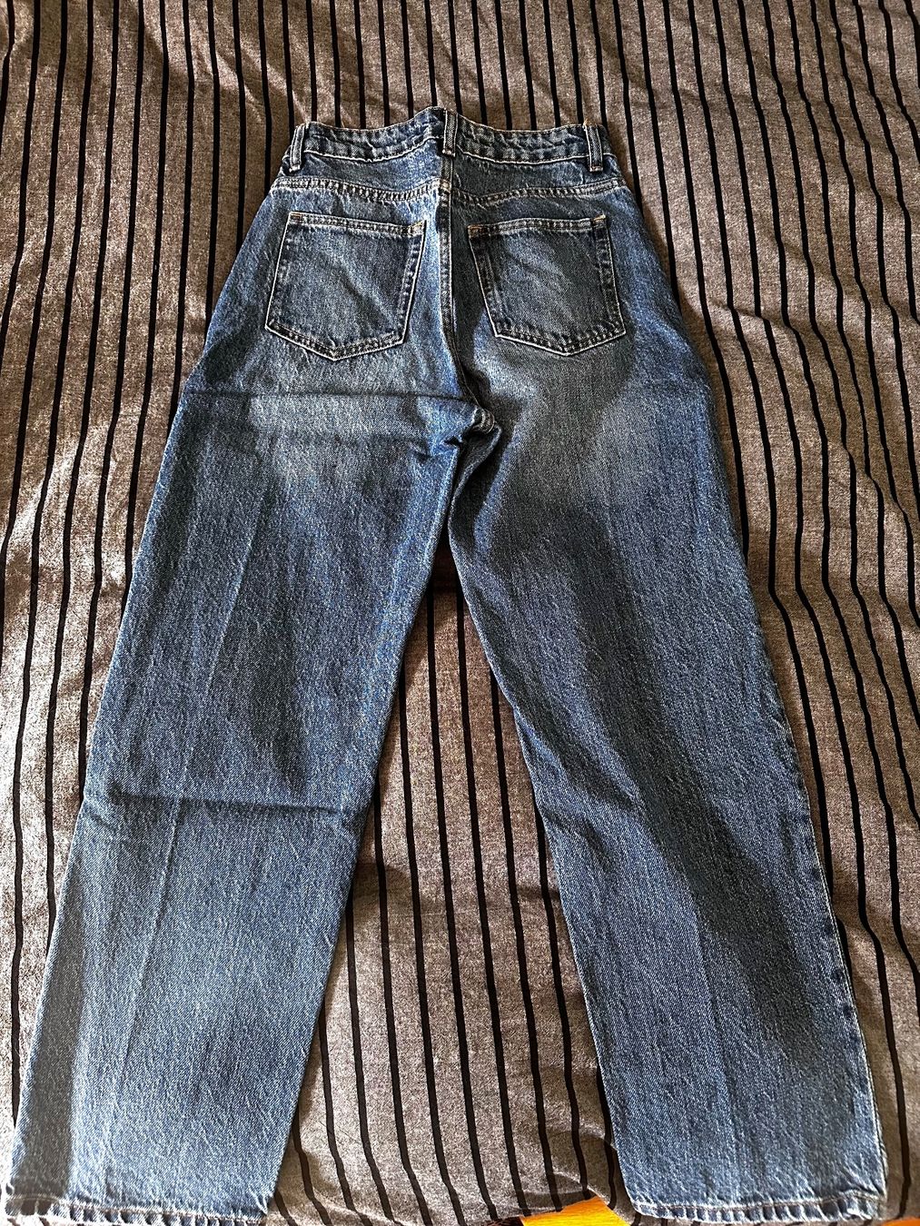 H&M Jeans: SET 2 Stück H&M Jeans - Mom Jeans – Usato da Haldenstein venduto da enie123 6