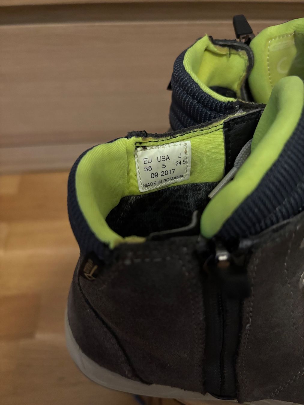 Damenschuhe: Motorradschuhe Grau Gortex Grösse 38 – Gebraucht aus Luzern von jael98 2