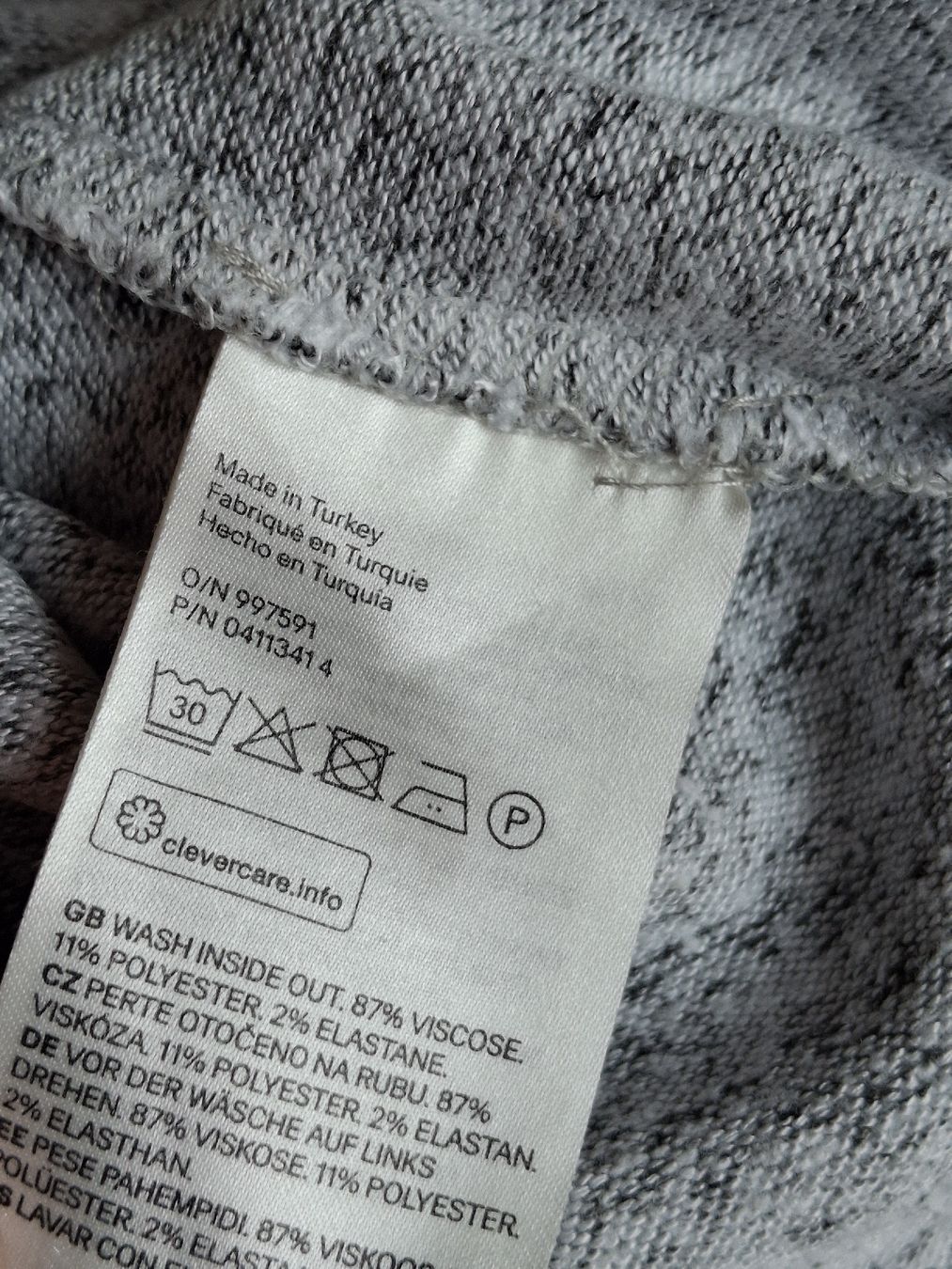 H&M Maglioni & Felpe: Pull gris chiné taille XS marque H&M  – Usato da Villiers venduto da san_jn5w 4