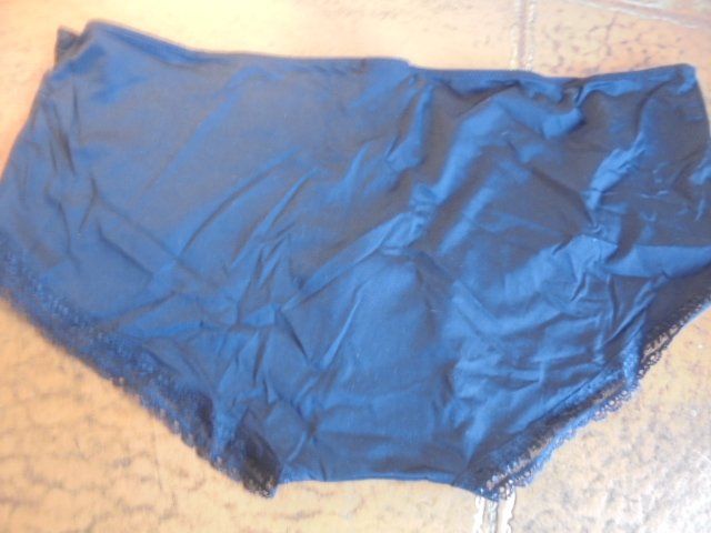 H&M Sonstige Unterwäsche: Slip schwarz Gr. 44 H&M NEU – Neu (gemäss Beschreibung) aus Hinwil von Glasperlen 1