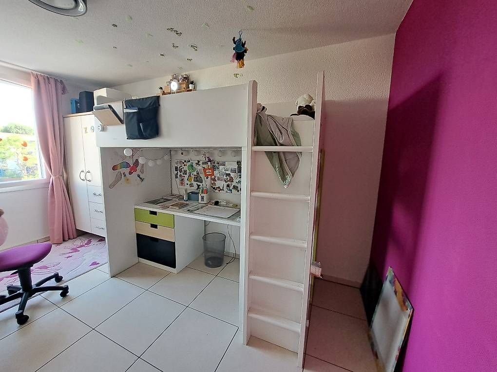 Ikea Letti: Ikea SMÅSTAD Hochbett mit Pult – Usato da Oensingen venduto da dom_cbw5