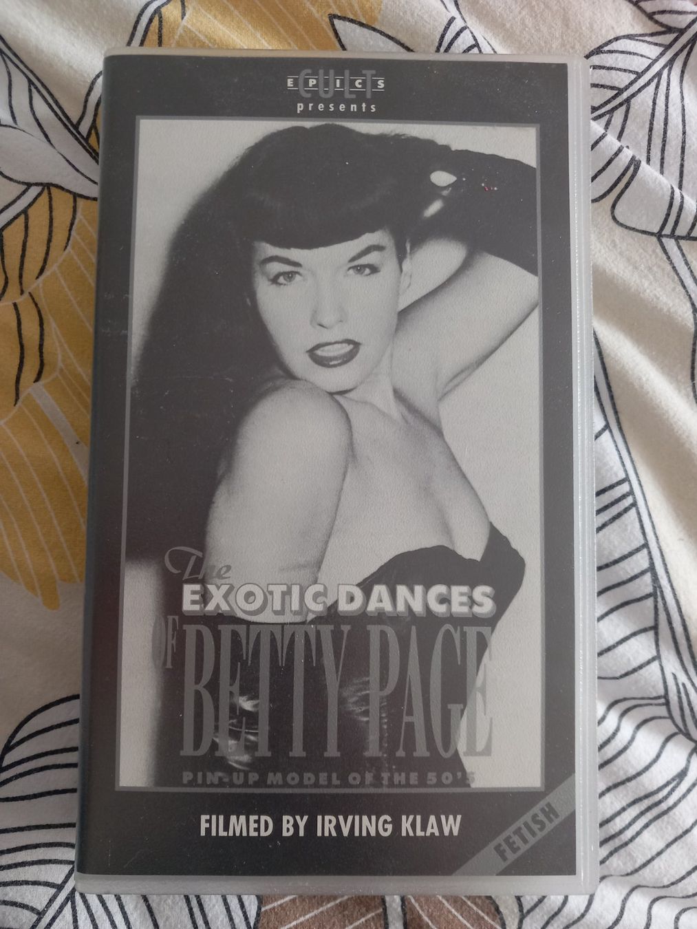 Tutti i VHS: Betty Page VHS rare – Usato da Genève venduto da GenevaLuxury