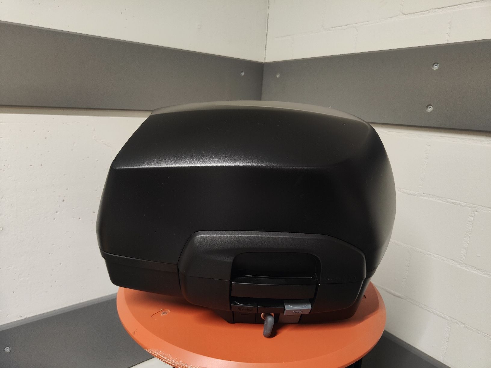 BMW Topcase: Motorrad Koffer Set  – Nuovo e nell'imballaggio originale da Flims-Waldhaus venduto da NickY30 5