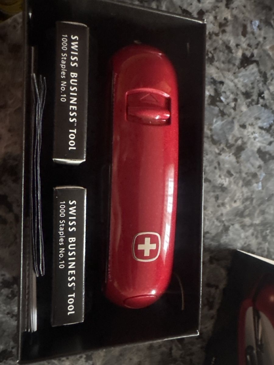 Victorinox Coltelli tascabile: Victorinox "SWISS BUSINESS" Tool rot – Nuovo (secondo la descrizione) da worb venduto da 91tobi91 1