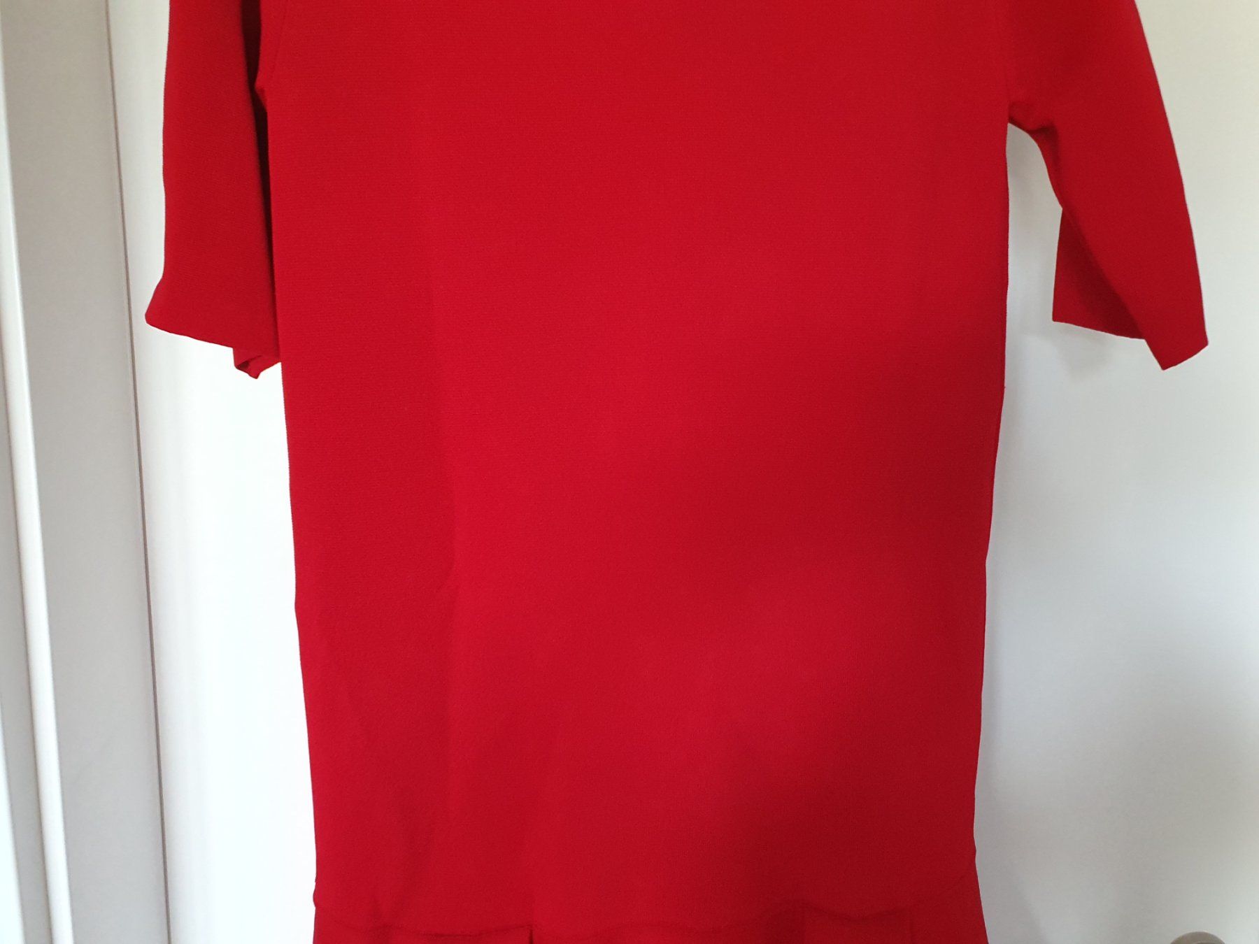 Vestiti: Alberta Ferretti Kleid, Gr. 36, rot, Aeffe SPA – Nuovo (secondo la descrizione) da Heinrichswil venduto da sabi2809 7