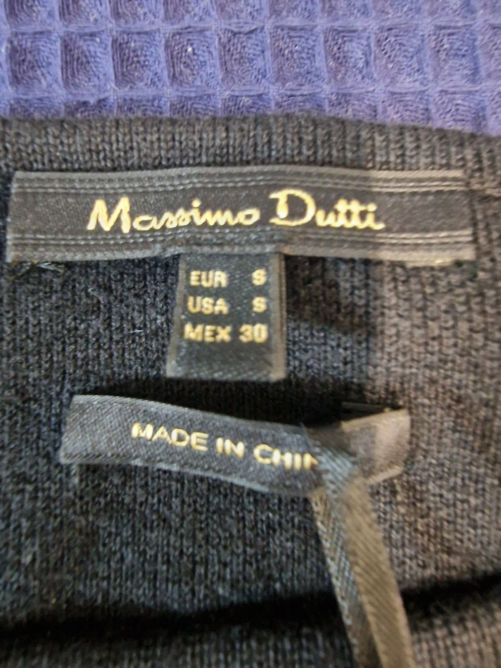 Massimo Dutti Maglioni & Felpe: Massimo Dutti Pullover Schwarz Grösse S Neu mit Etikett – Nuovo (secondo la descrizione) da Meierskappel venduto da HeartWear 1
