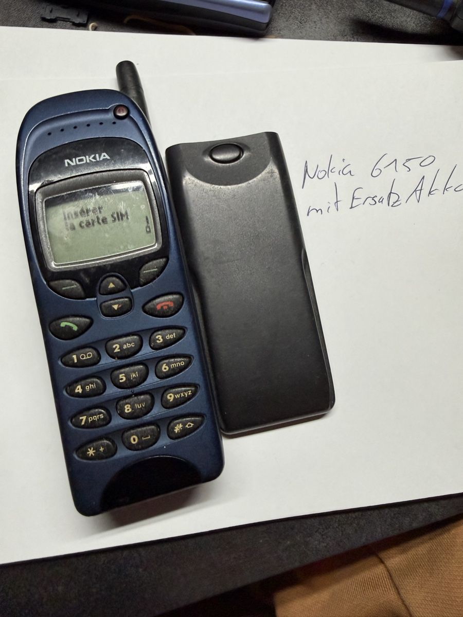 Nokia Telefoni cellulari / Smartphones: Nokia 6150 mit Ersatzakku – Usato da Wettingen venduto da NickInc