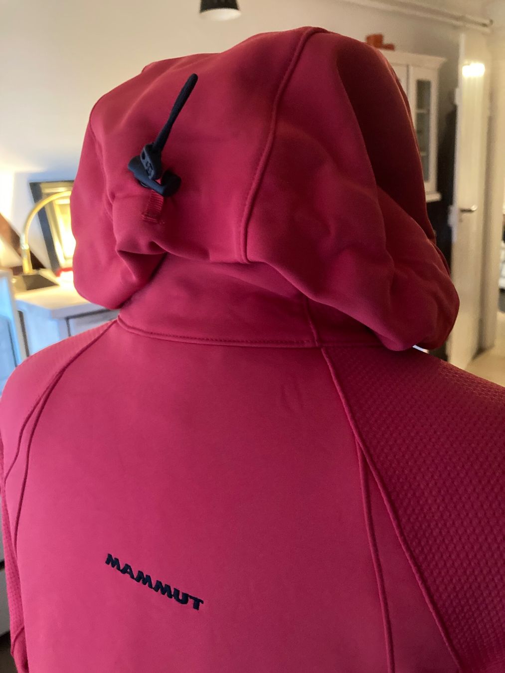 Mammut Giacche: Mammut Jacke S in rot – Usato da Bern venduto da umase39 3
