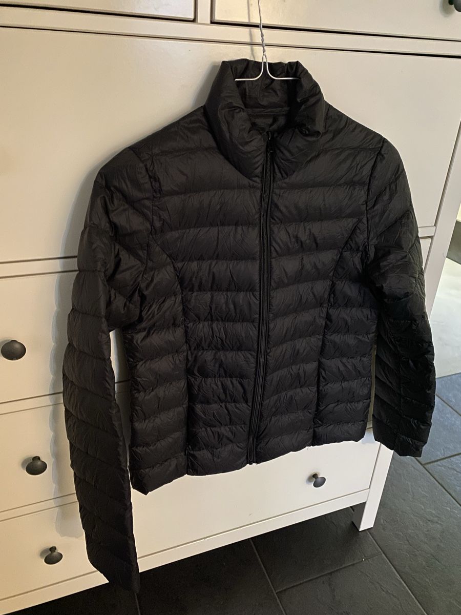 Anna Field Jacken: Leichte Daunenjacke schwarz 36 – Neu (gemäss Beschreibung) aus Goldau von Rjn