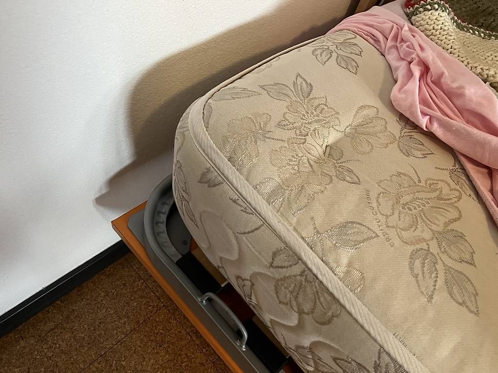 Letti: Letto a scomparsa – Usato da Giubiasco venduto da sc-77 1